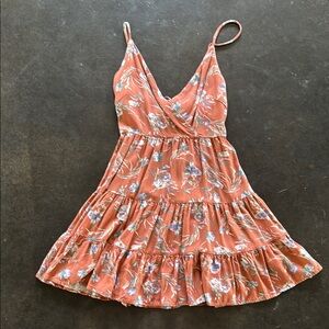 Lulu’s Strappy Summer Dress- size xs